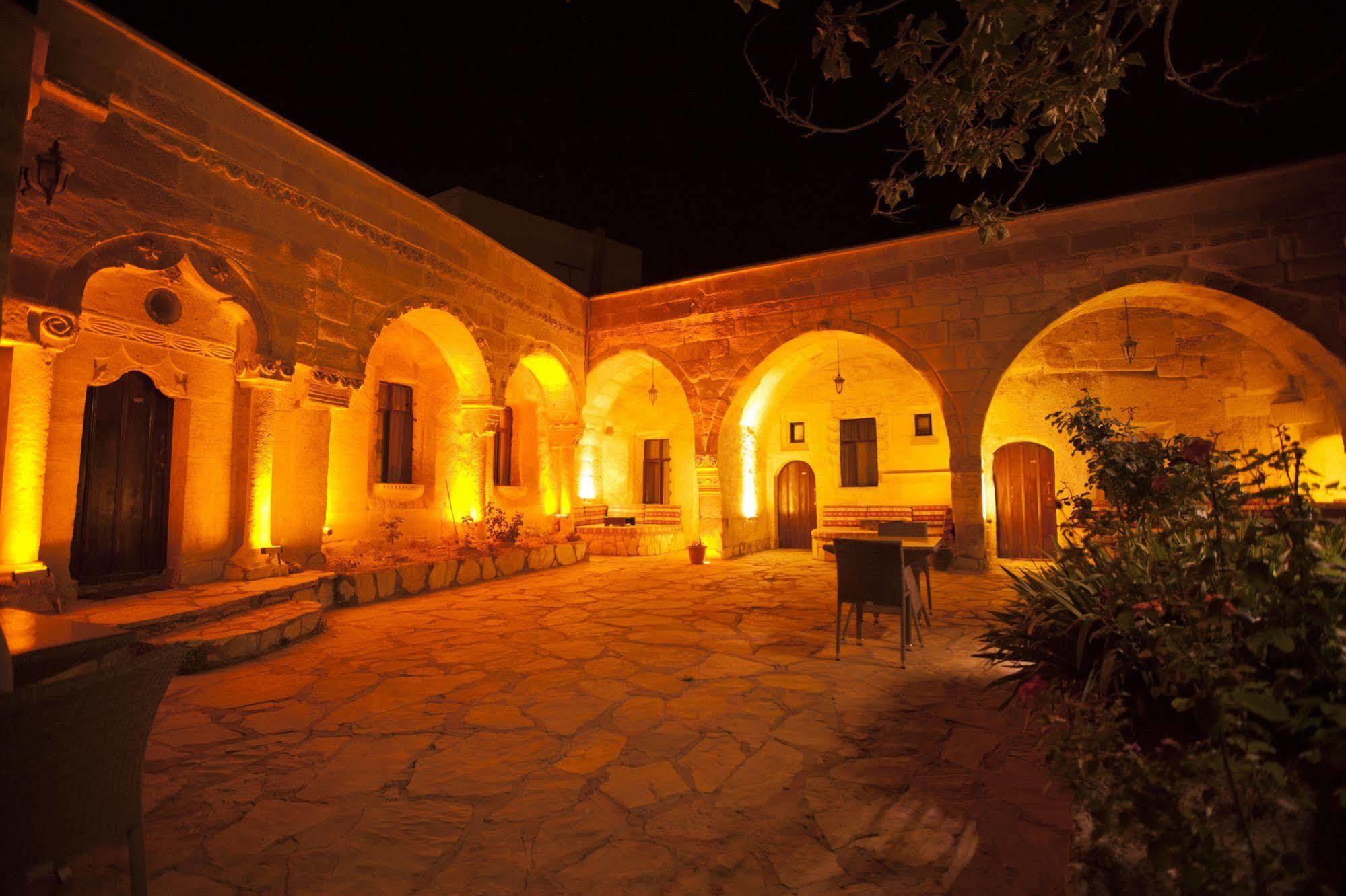 Cappadocia Palace Hotel Урґюп Екстер'єр фото