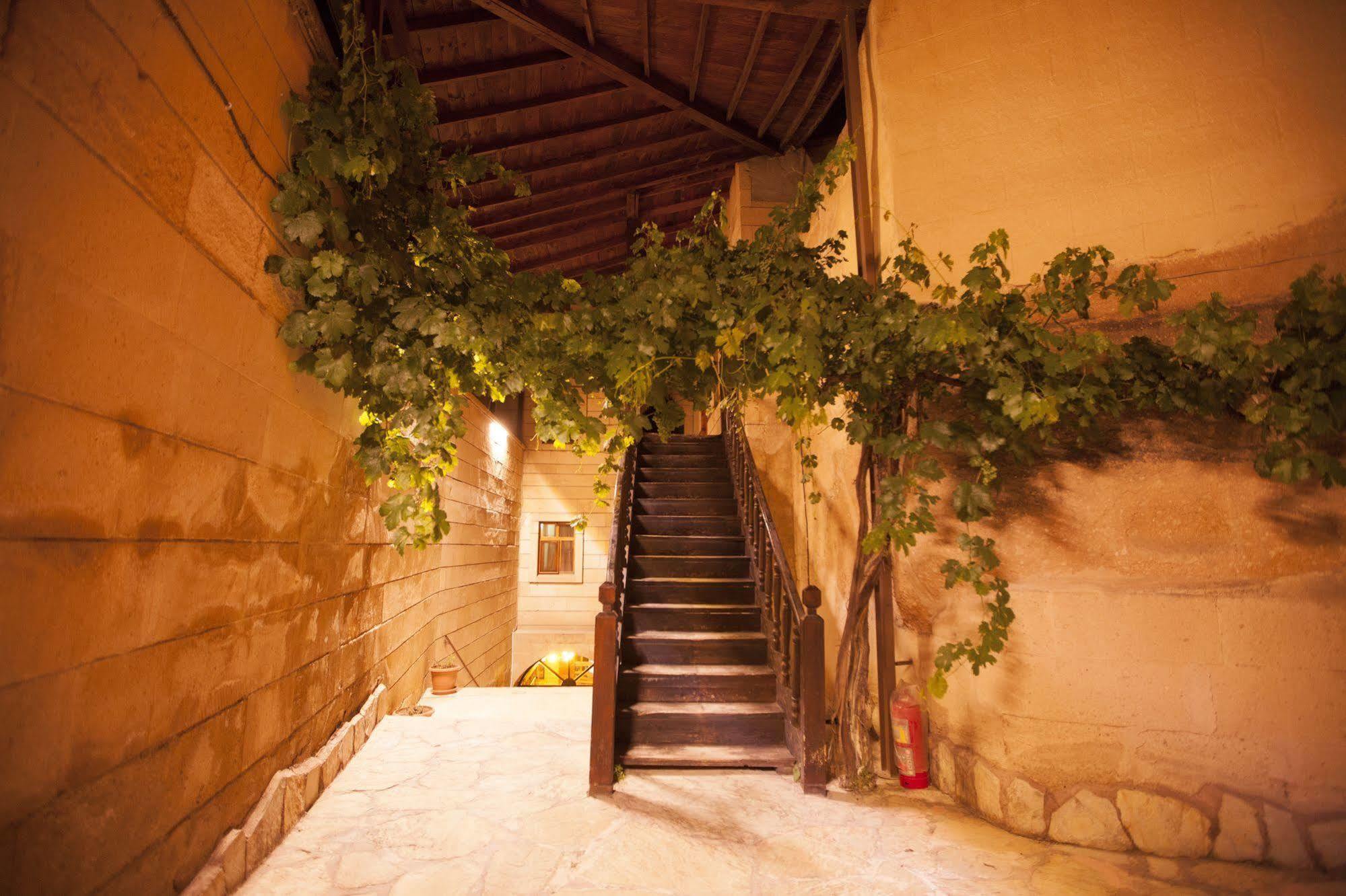 Cappadocia Palace Hotel Урґюп Екстер'єр фото